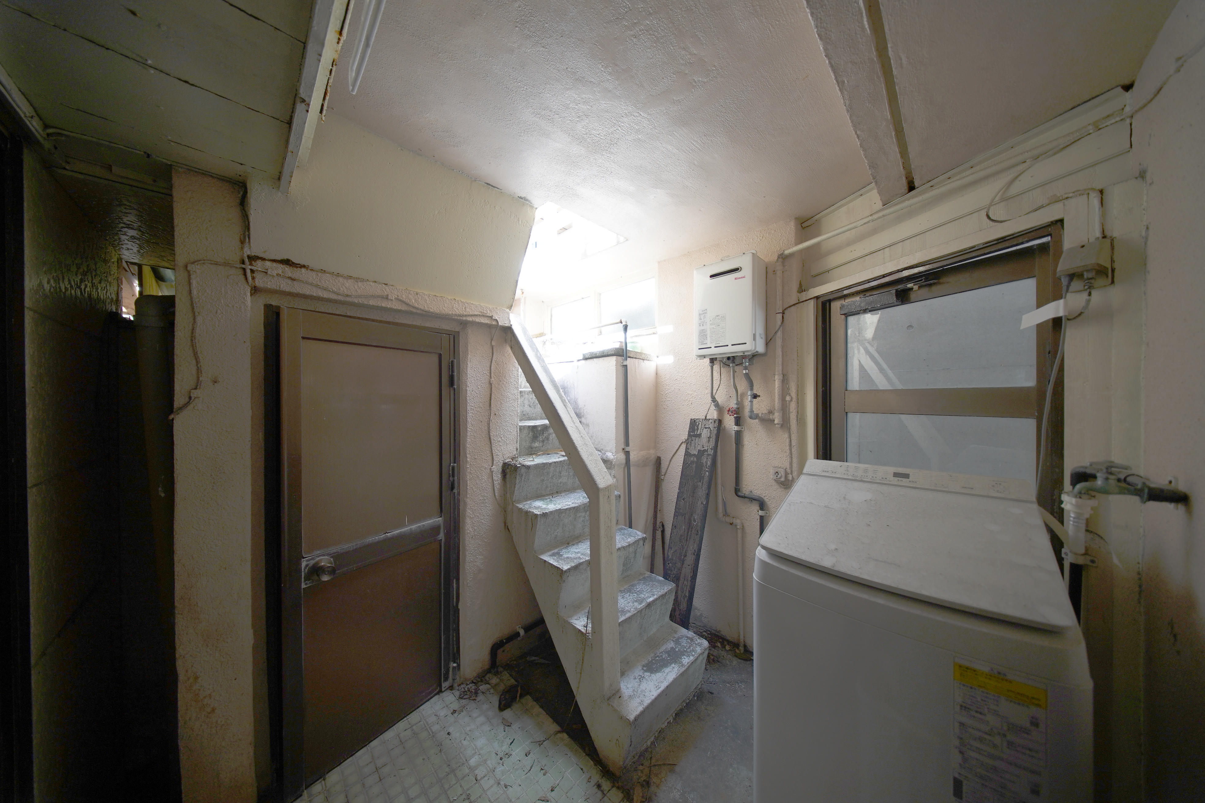 木造古民家洗濯室